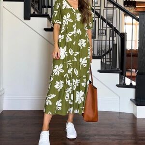 NWOT Green Floral Women's Dress SIZE 1X tiered boho peasant cottagecore